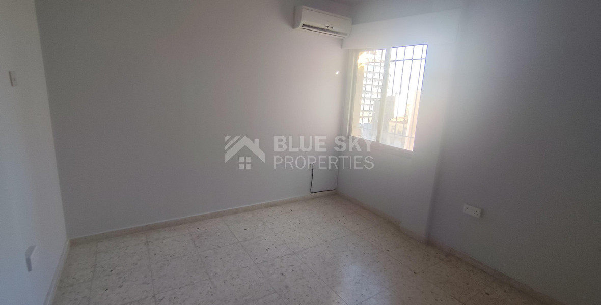 Office for rent in Agia Zoni, Limassol