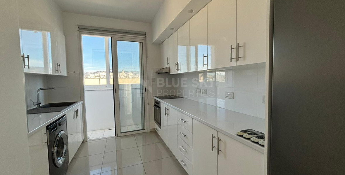 Stunning Penthouse in Pafos center for rent