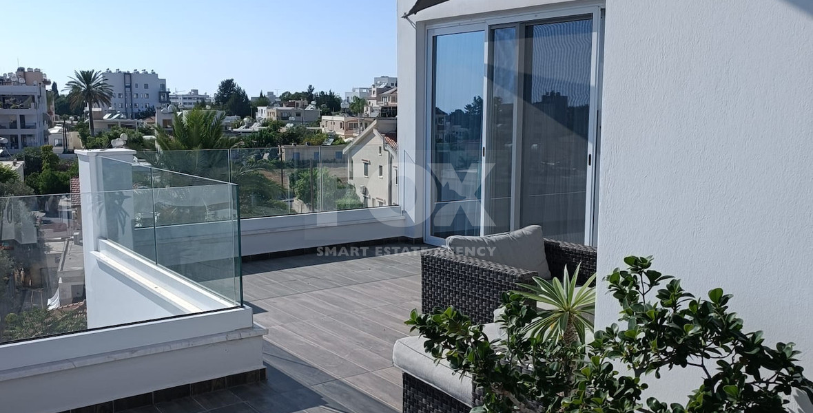 Stunning Penthouse in Pafos center for rent