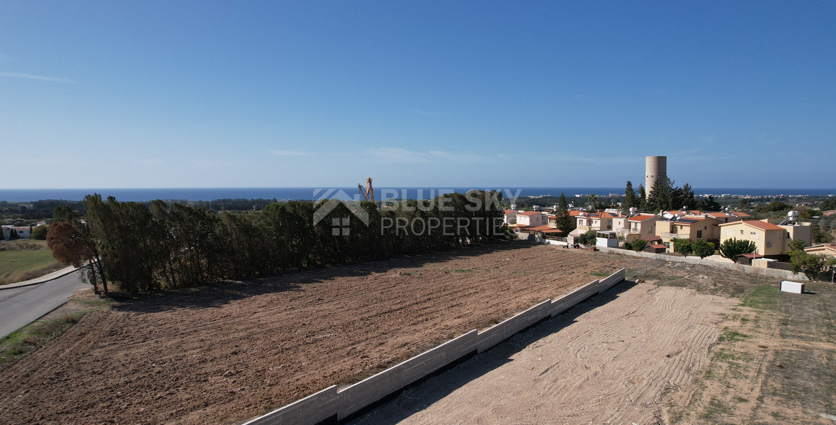 Buy a Three-Bedroom Villa in Geroskipou – Contemporary Design and Outdoor Living