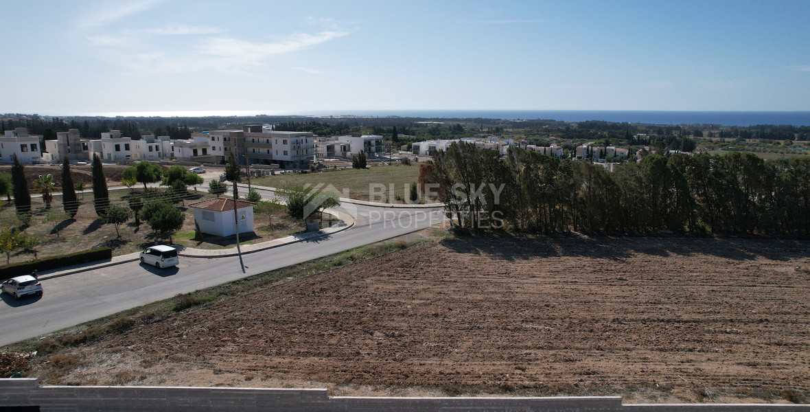 Buy a Three-Bedroom Villa in Geroskipou – Contemporary Design and Outdoor Living