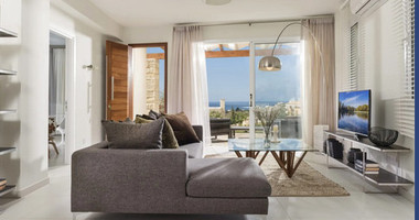 Great offer for sale,  two Bedroom Apartment fully furnished with Sea Views in Chloraka, Paphos.
