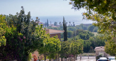 Great offer for sale,  two Bedroom Apartment fully furnished with Sea Views in Chloraka, Paphos.