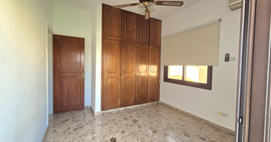 Three bedroom unfurnished upper house for rent in Agios Spyridonas