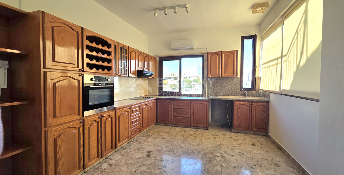 Three bedroom unfurnished upper house for rent in Agios Spyridonas