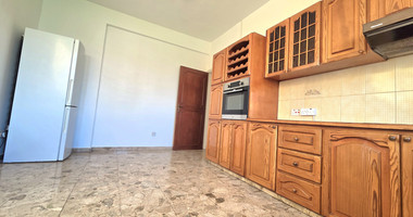 Three bedroom unfurnished upper house for rent in Agios Spyridonas