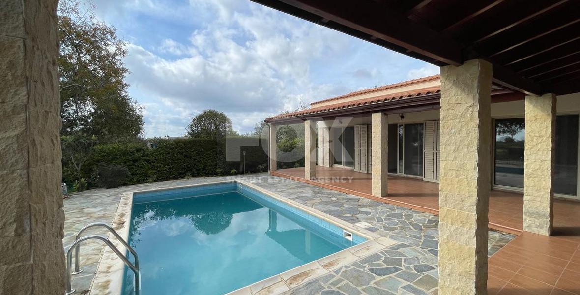 Spacious Sea View villa with private swimming pool for rent , in Mesogi , Paphos