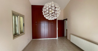 Spacious Sea View villa with private swimming pool for rent , in Mesogi , Paphos