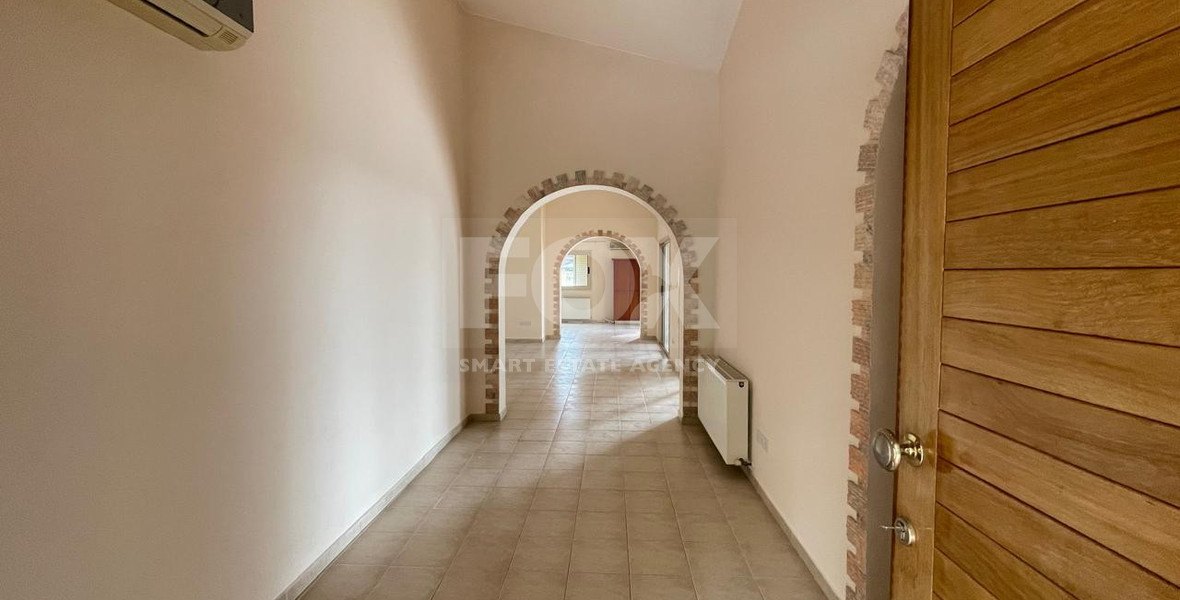 Spacious Sea View villa with private swimming pool for rent , in Mesogi , Paphos