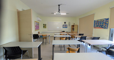 Partially Furnished Office For Rent in Geroskipou