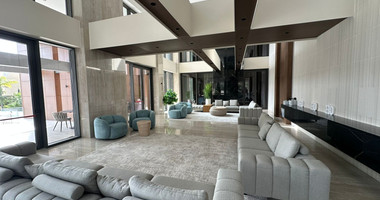 Luxury One-Bedroom Apartment for Sale on the 5th Floor in Agios Tychonas