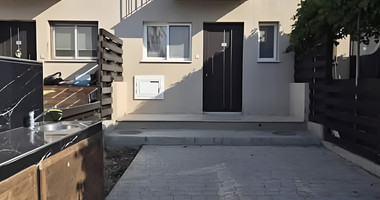 Two Bedroom Maisonette in Gated Complex in Mandria, for rent