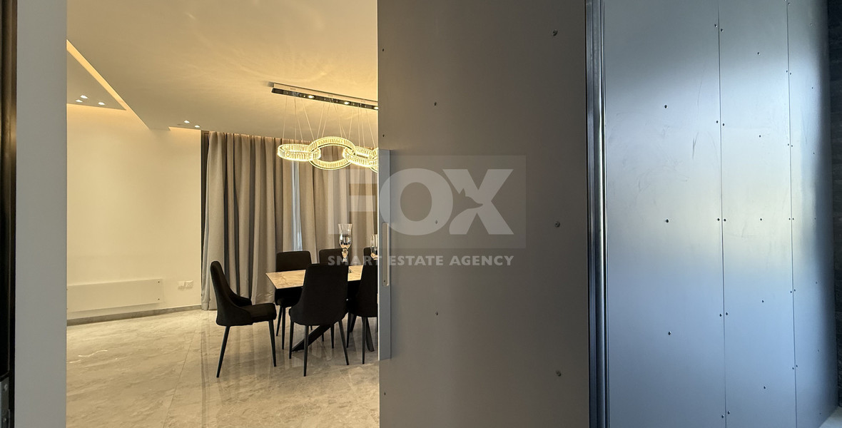 RENT LUXURY FURNISHED 4 BEDROOM BUNGALOW FULLY EQUIPPED THROUGHOUT WITH LARGE SWIMMING POOL AND BBQ AREAS.