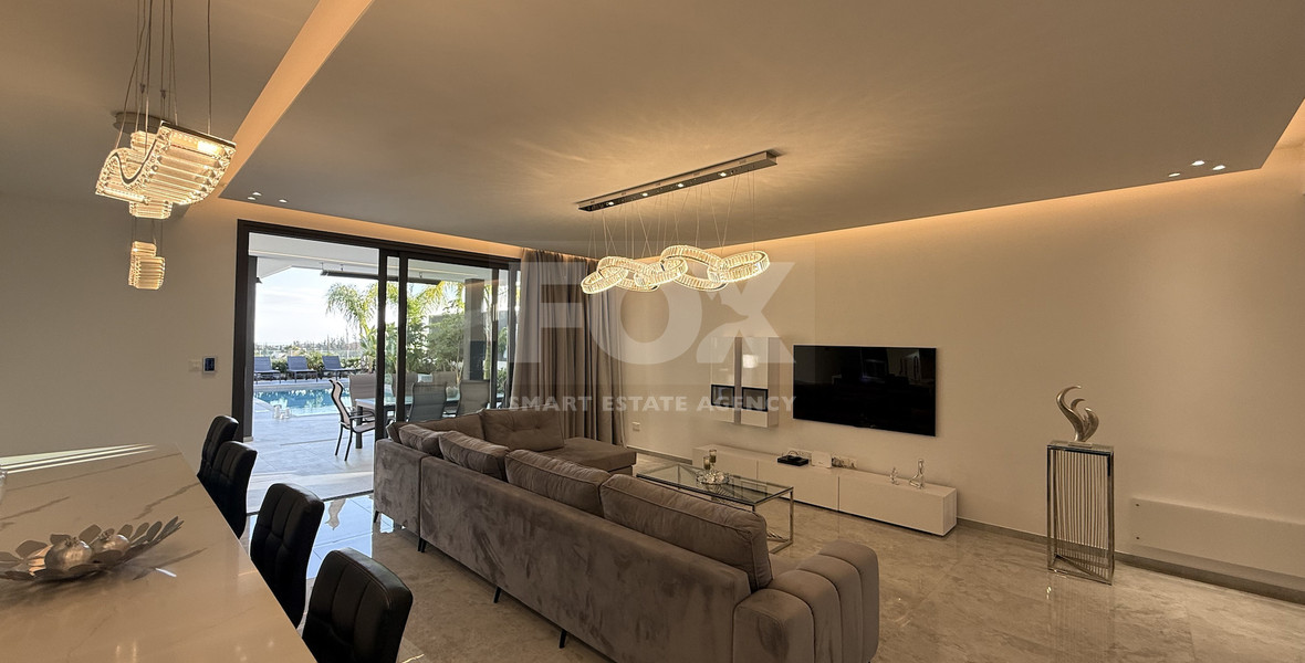 RENT LUXURY FURNISHED 4 BEDROOM BUNGALOW FULLY EQUIPPED THROUGHOUT WITH LARGE SWIMMING POOL AND BBQ AREAS.