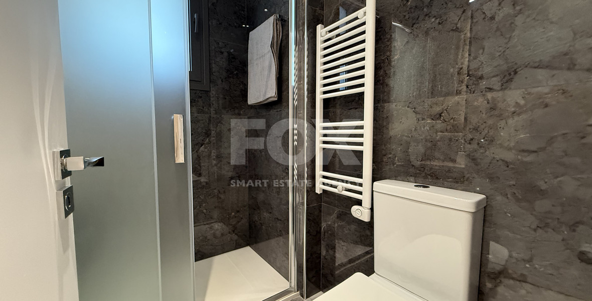 RENT LUXURY FURNISHED 4 BEDROOM BUNGALOW FULLY EQUIPPED THROUGHOUT WITH LARGE SWIMMING POOL AND BBQ AREAS.