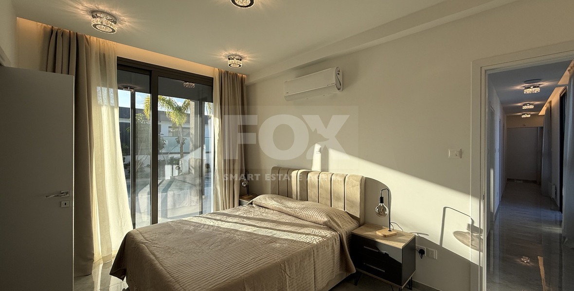 RENT LUXURY FURNISHED 4 BEDROOM BUNGALOW FULLY EQUIPPED THROUGHOUT WITH LARGE SWIMMING POOL AND BBQ AREAS.