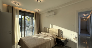 RENT LUXURY FURNISHED 4 BEDROOM BUNGALOW FULLY EQUIPPED THROUGHOUT WITH LARGE SWIMMING POOL AND BBQ AREAS.