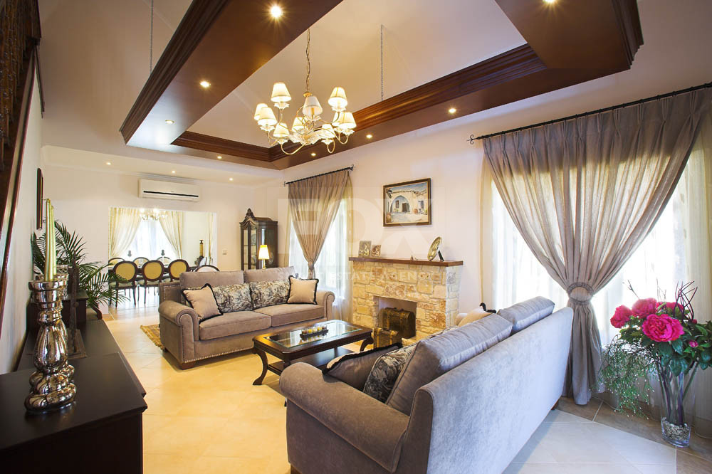 For sale Stunning Four-Bedroom Luxury House with Swimming Pool in Souni, Reduced 5% VAT