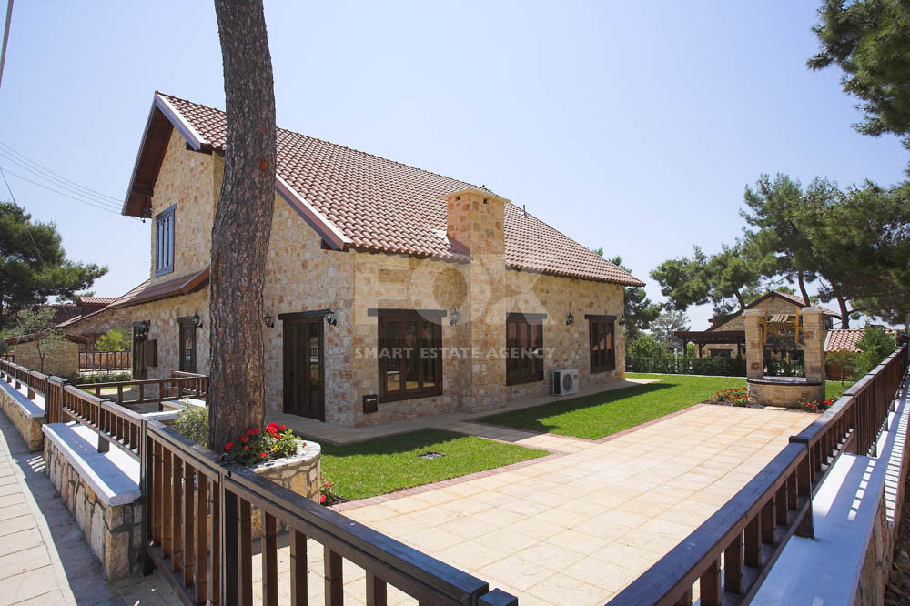 For sale Stunning Four-Bedroom Luxury House with Swimming Pool in Souni, Reduced 5% VAT