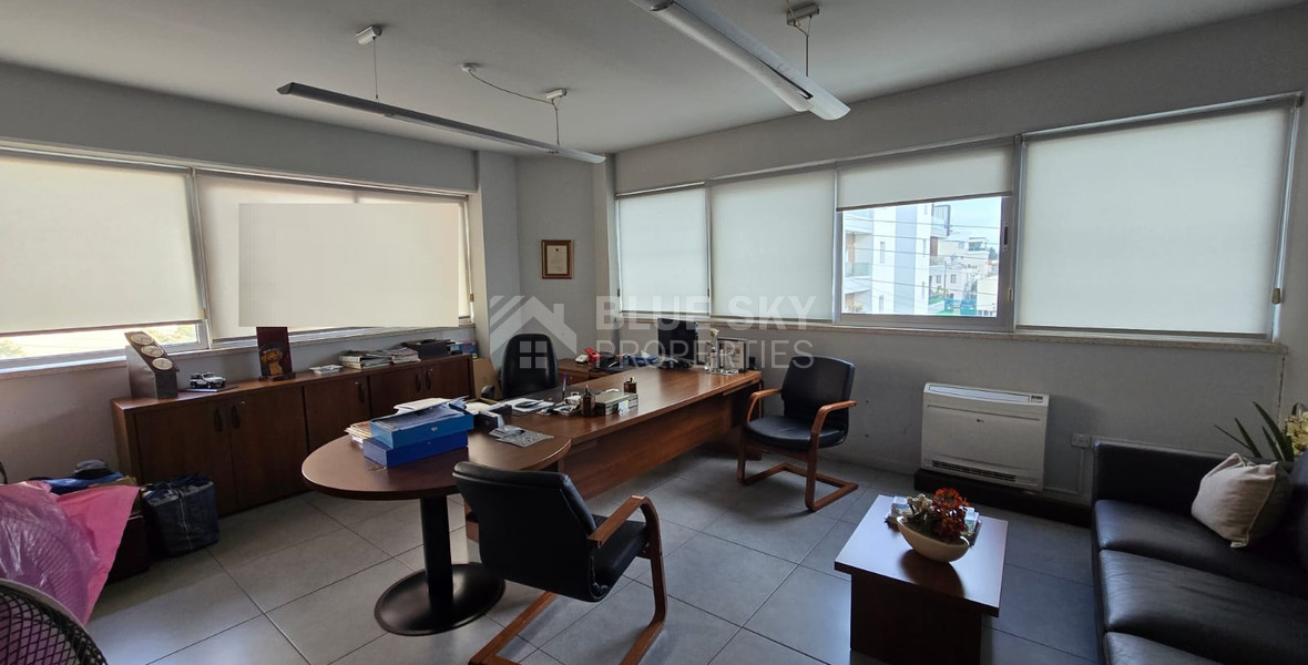 Spacious 500m2 Office in Tsiflikoudia For Rent