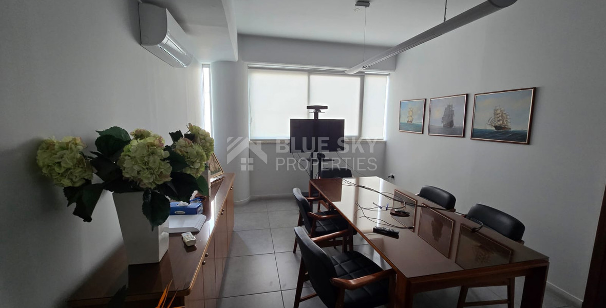 Spacious 500m2 Office in Tsiflikoudia For Rent