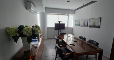 Spacious 500m2 Office in Tsiflikoudia For Rent