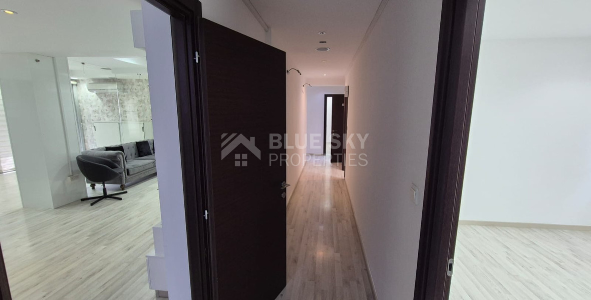 Office for Rent Agia Filaxi Spacious and Bright