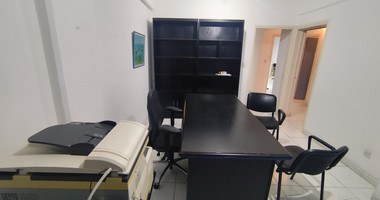 Office for rent in Agia Zoni, Limassol