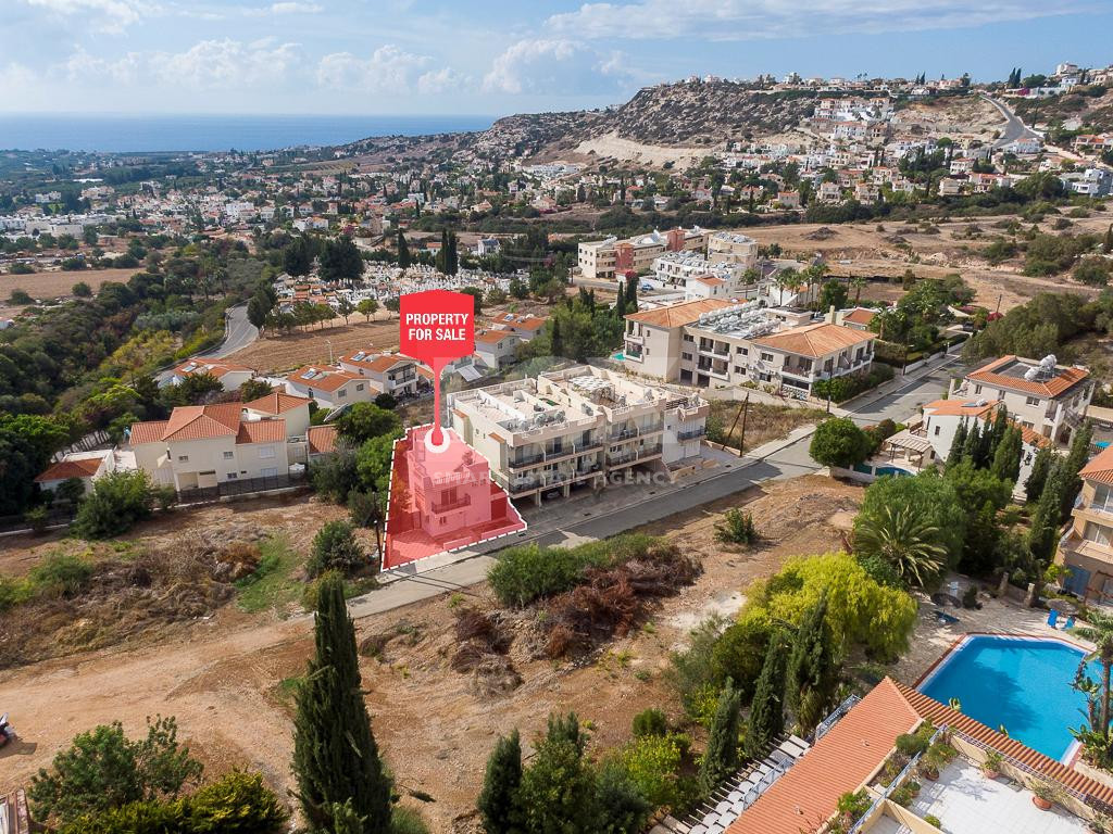 Three-Bedroom Semi-Detached House for Sale in Peyia, Paphos District