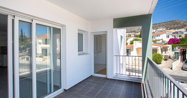 Two-Bedroom Apartment for Sale in Peyia, Paphos – Ideal for Rental or Private Use with seperate title deed