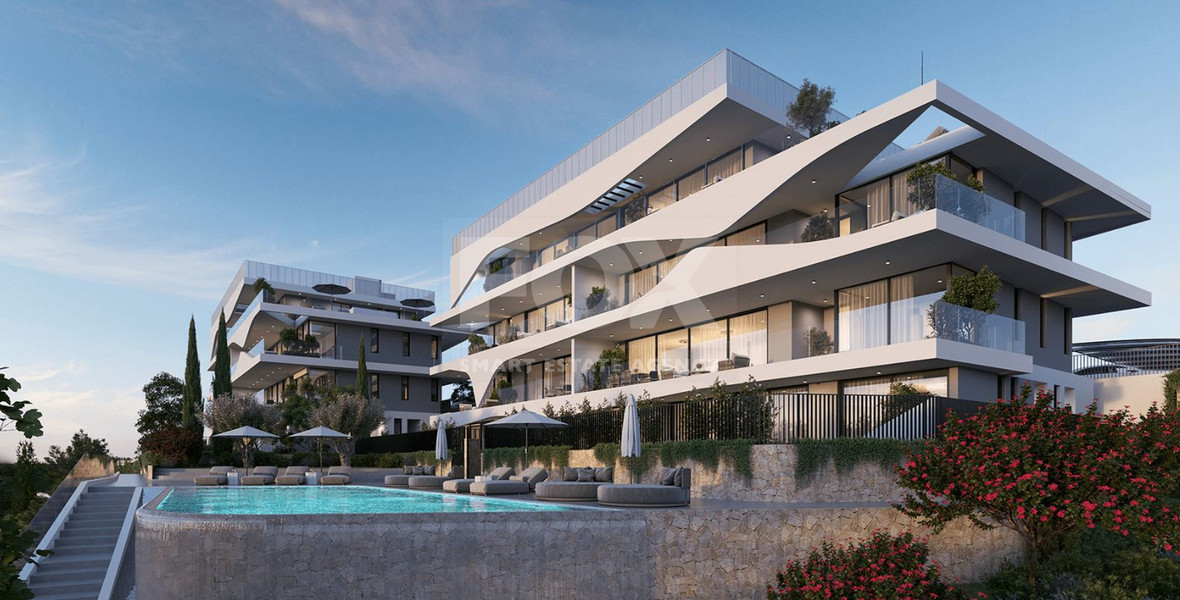 Spacious Four-Bedroom Penthouse with private Roof Garden Near Amathus, Limassol