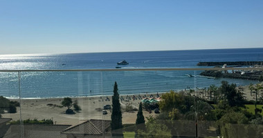 Prestigious two-bedroom apartment for sale in Pyrgos tourist area