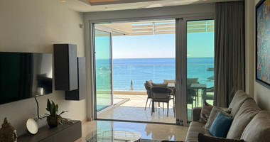 Prestigious two-bedroom apartment for sale in Pyrgos tourist area