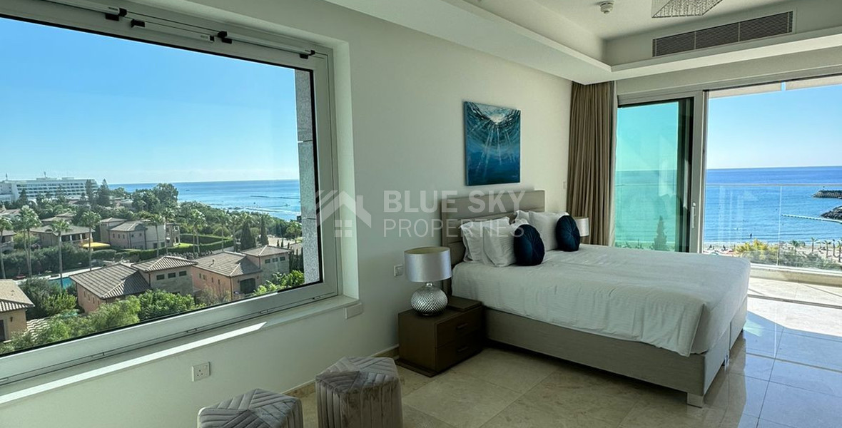 Prestigious two-bedroom apartment for sale in Pyrgos tourist area