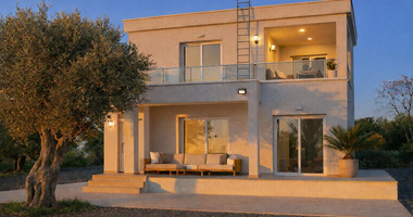 Brand New Four Bedroom Villa for rent , in Scenic Sea Caves