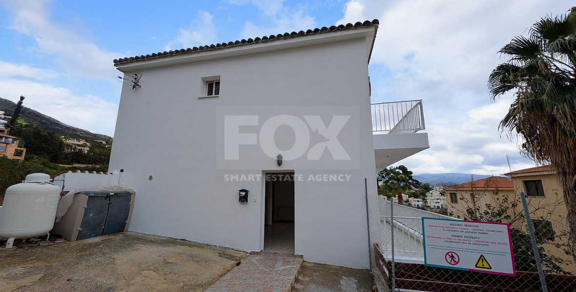 Three bedroom , two storey semi deatached house in Tala , Paphos
