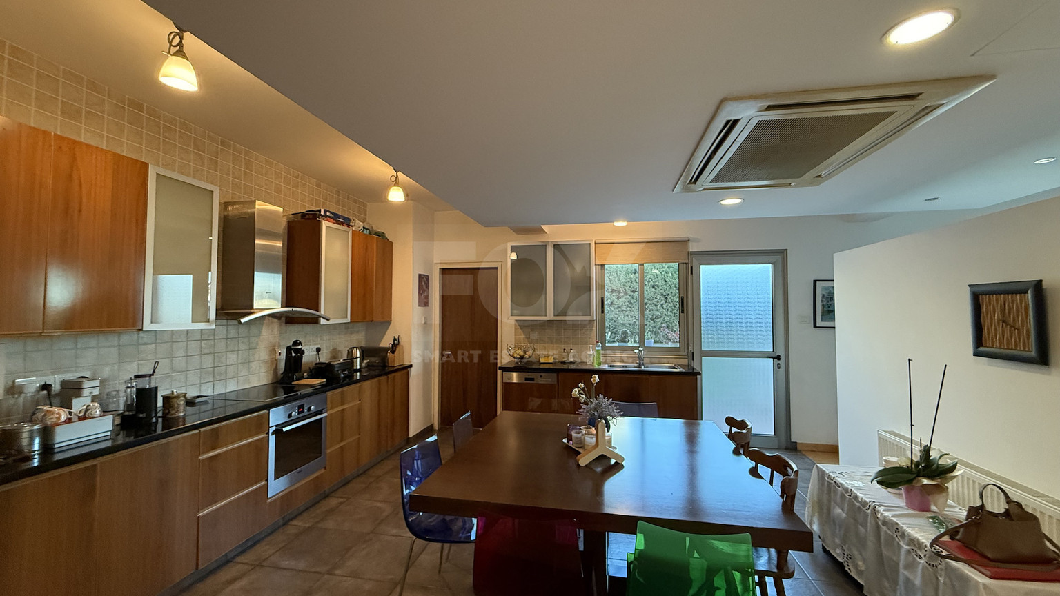 For Rent Elegant four-Bedroom Bespoke Residence in Agios Athanasios below the highway within walking distance to all amenities and easy access to schools.