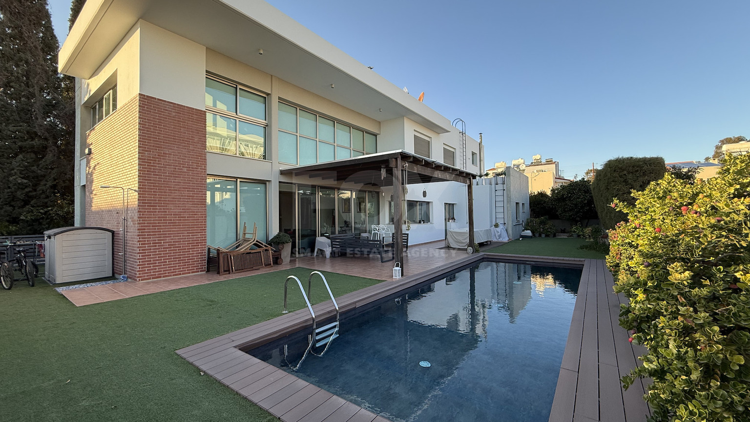 For Rent Elegant four-Bedroom Bespoke Residence in Agios Athanasios below the highway within walking distance to all amenities and easy access to schools.