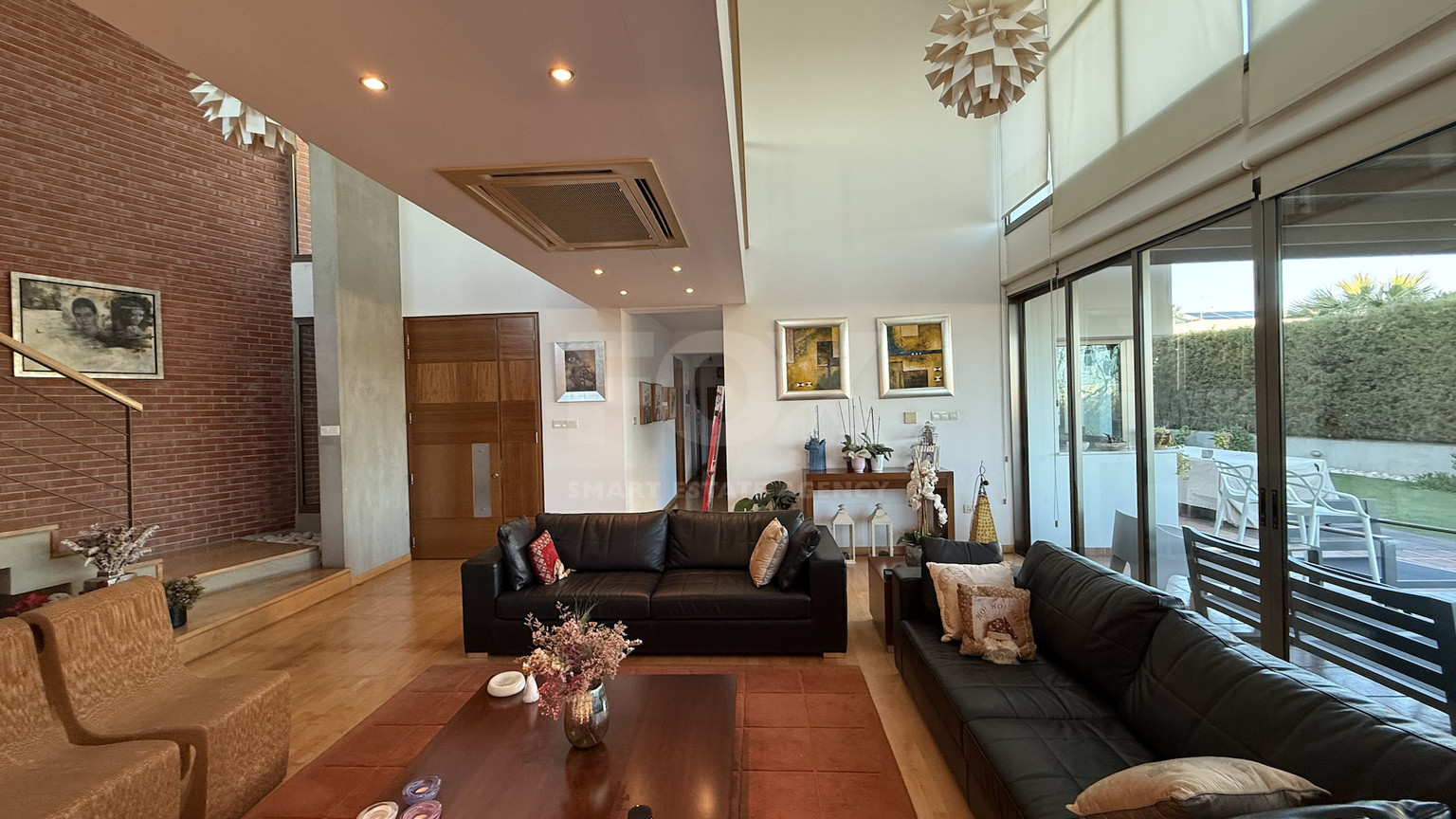 For Rent Elegant four-Bedroom Bespoke Residence in Agios Athanasios below the highway within walking distance to all amenities and easy access to schools.
