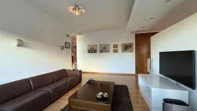 For Rent Elegant four-Bedroom Bespoke Residence in Agios Athanasios below the highway within walking distance to all amenities and easy access to schools.