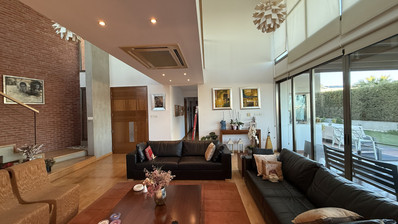 For Rent Elegant four-Bedroom Bespoke Residence in Agios Athanasios below the highway within walking distance to all amenities and easy access to schools.