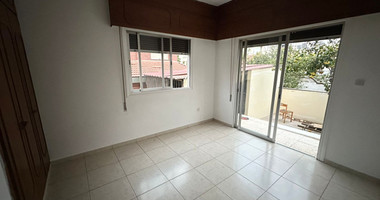 Spacious 3-Bedroom Ground Floor House for Rent in Zakaki,Limassol.