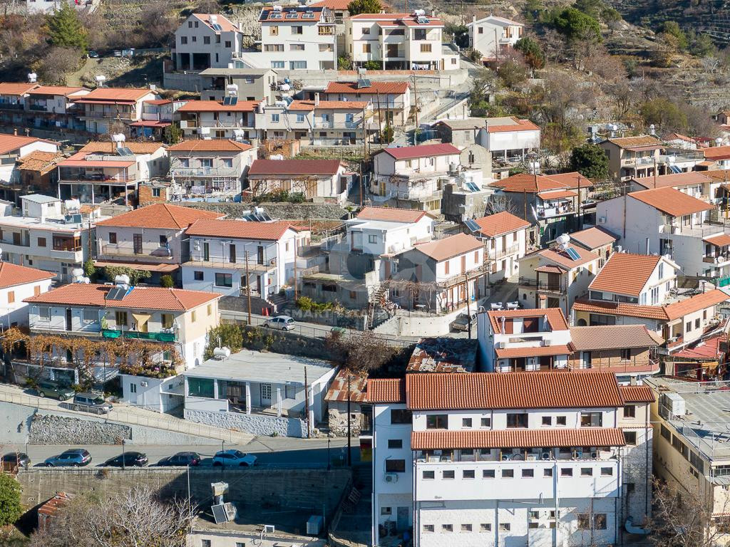 For Sale Upper Floor House with Semi-Basement in Agros, Limassol