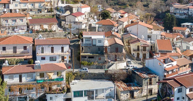 For Sale Upper Floor House with Semi-Basement in Agros, Limassol