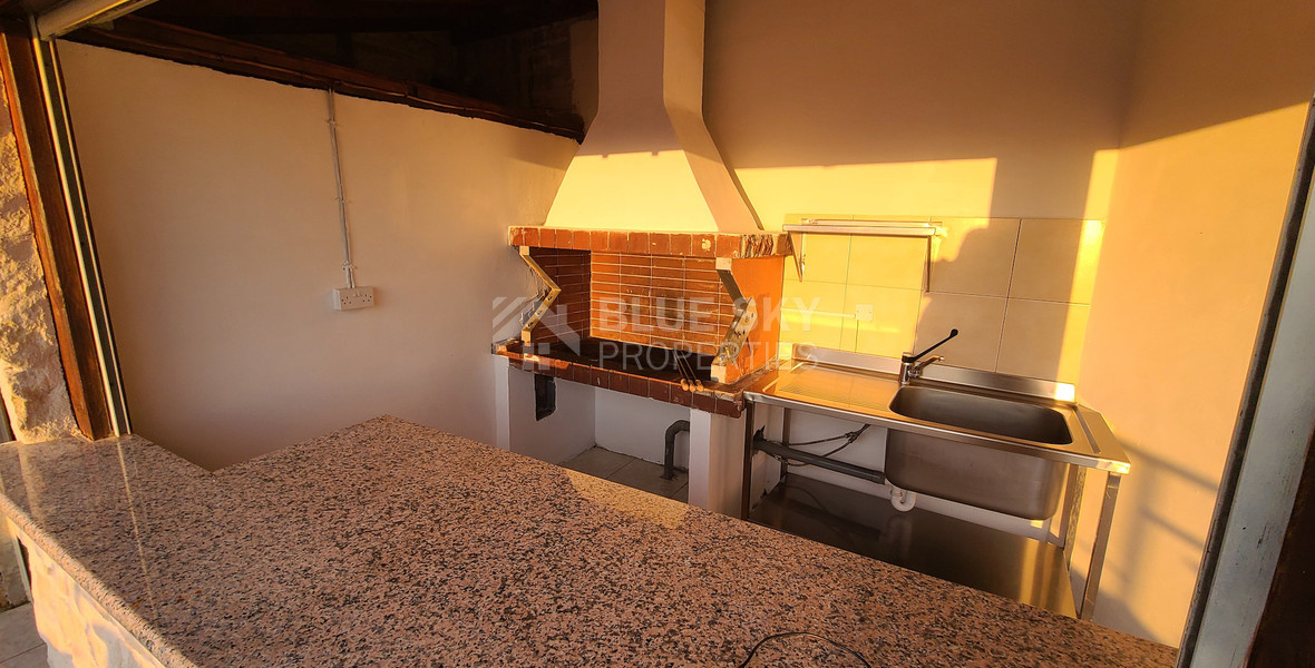 Luxury Detached four Bedroom House with unobstructed sea views and private swimming pool located in Tsada, Pafos for sale.