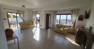 Luxury Detached four Bedroom House with unobstructed sea views and private swimming pool located in Tsada, Pafos for sale.