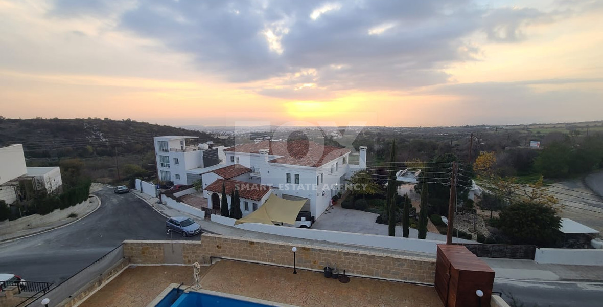 Luxury Detached four Bedroom House with unobstructed sea views and private swimming pool located in Tsada, Pafos for sale.