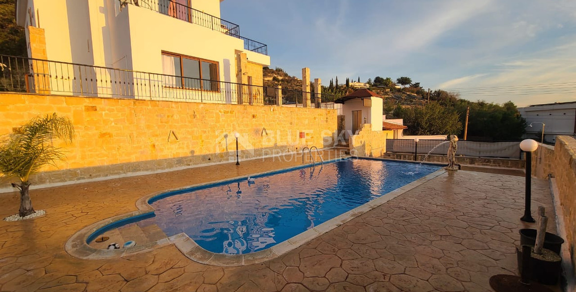 Luxury Detached four Bedroom House with unobstructed sea views and private swimming pool located in Tsada, Pafos for sale.