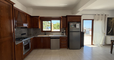 Luxury Detached four Bedroom House with unobstructed sea views and private swimming pool located in Tsada, Pafos for sale.