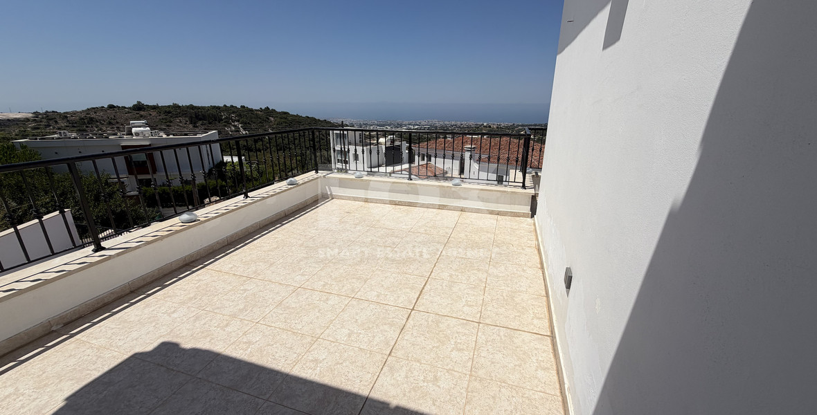 Luxury Detached four Bedroom House with unobstructed sea views and private swimming pool located in Tsada, Pafos for sale.